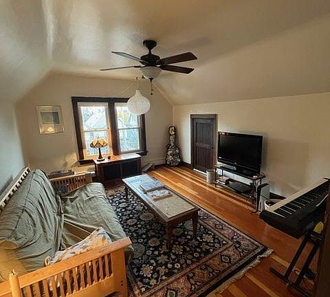 2nd image of 1205 Jenifer St #3