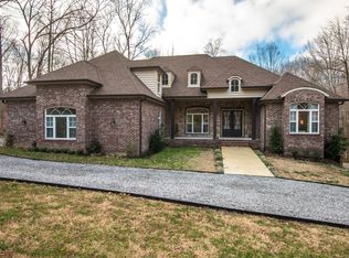 245 Scenic Dr, Dickson, TN 37055