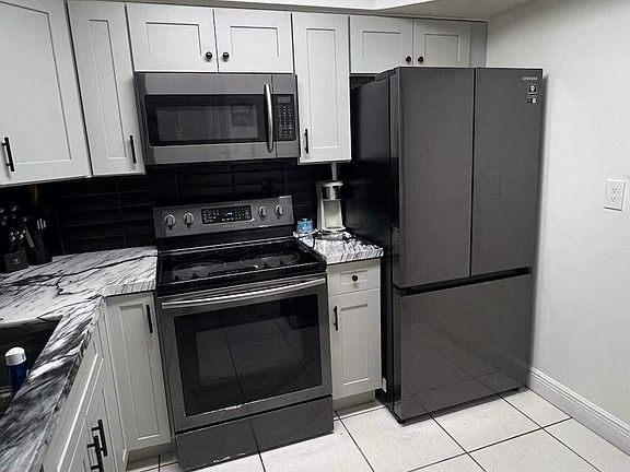4th image of 3611 SW 117th Avenue #10-204