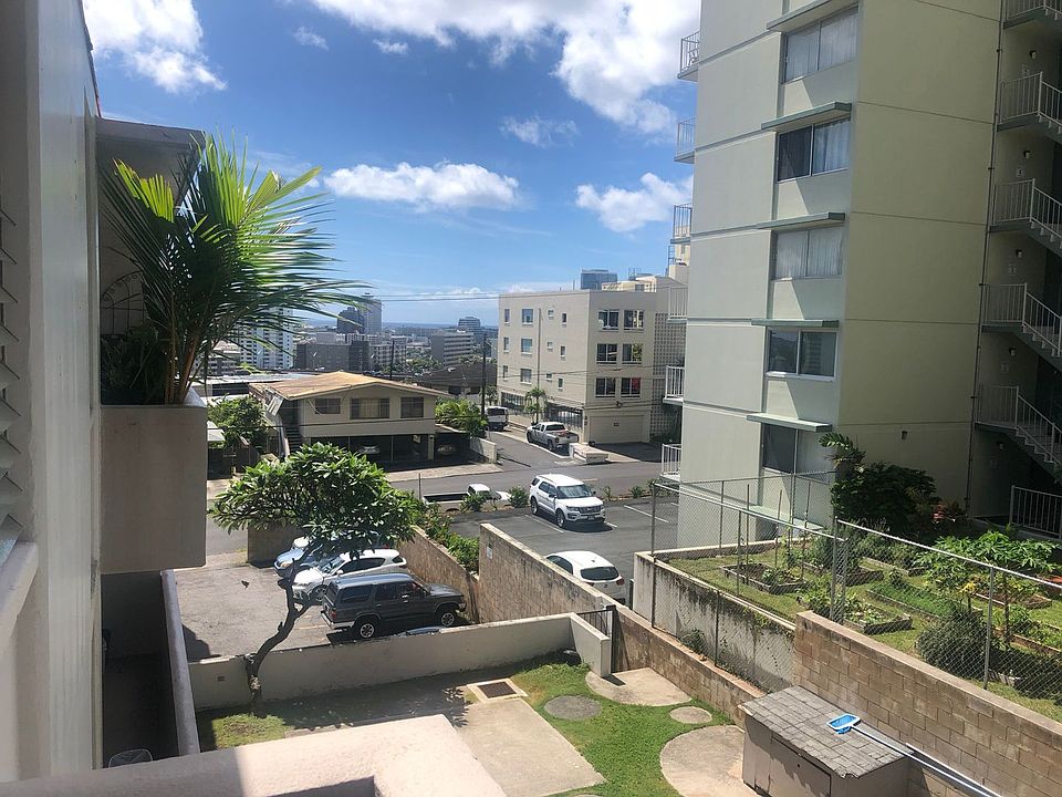 2nd image of 1584 Thurston Ave #105