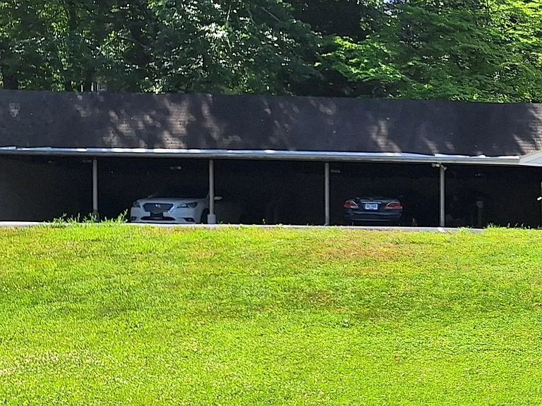 1115 Dogwood Ct #1 — Photo 3