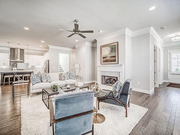 3rd image of 334 Bullock Ln