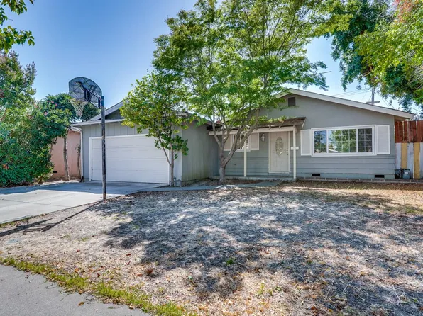 208 Whirlaway Dr, San Jose, CA 95111