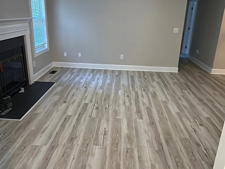130 Camden Dr — Photo 3