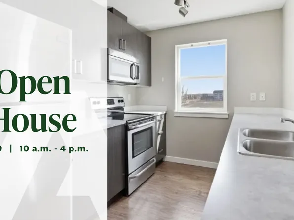 217 Lake St #106, Red Deer County, AB T4E 1B9