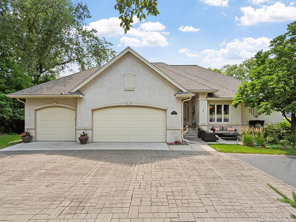 1st image of 15183 Wayzata Blvd