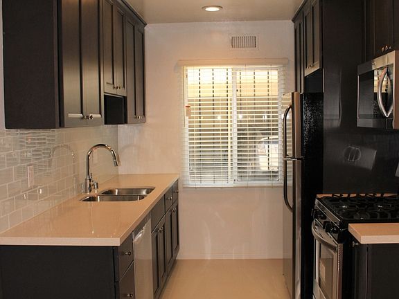 5th image of 3135 S Durango Ave #4