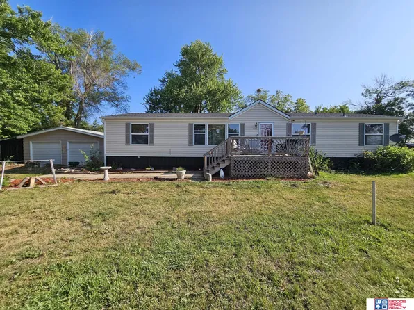 503 Church St, Jansen, NE 68377