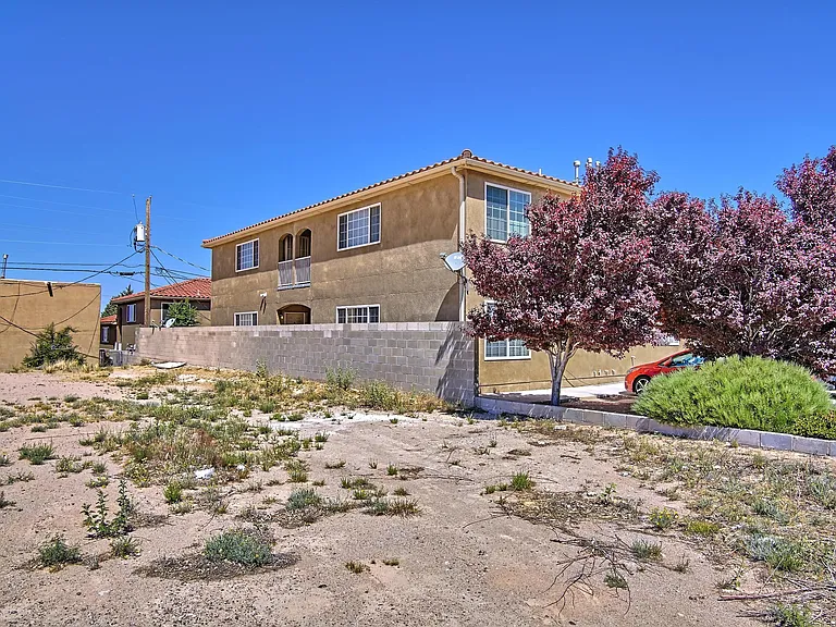 1909 Wilmoore Dr SE #B — Photo 2