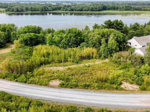 4 Drummond Rd, Gagetown, NB E5M 2X2
