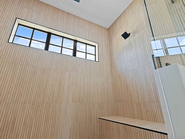 3202 W La Salle St — Photo 38