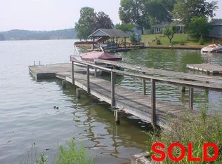 6686 Lake Dr, Radford, VA 24141