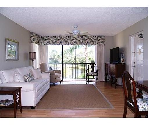 4th image of 2762 SW Matheson Ave APT 111-G2