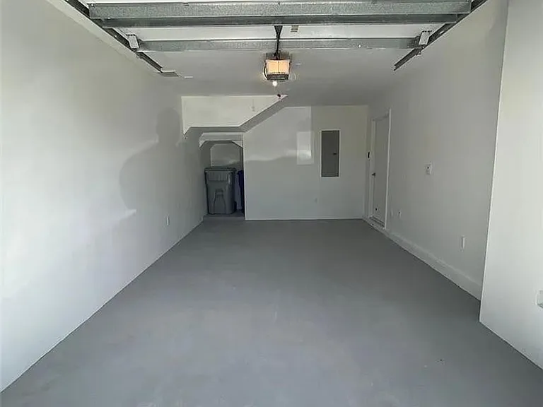 113 SE 1st Cir — Photo 10