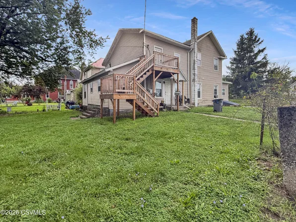 200 Danis St, Mill Hall, PA 17751