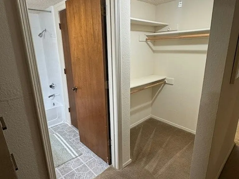 Sunchase Ridgeland Apts. — Photo 4