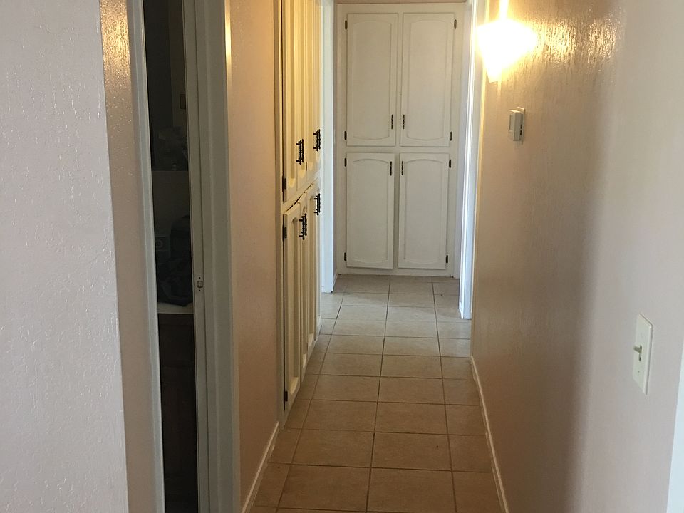 2nd image of 2620 S Kloth Dr