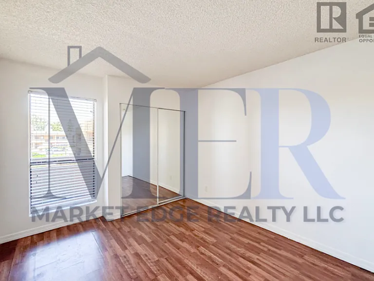 3601 W Tierra Buena Ln #240 — Photo 18