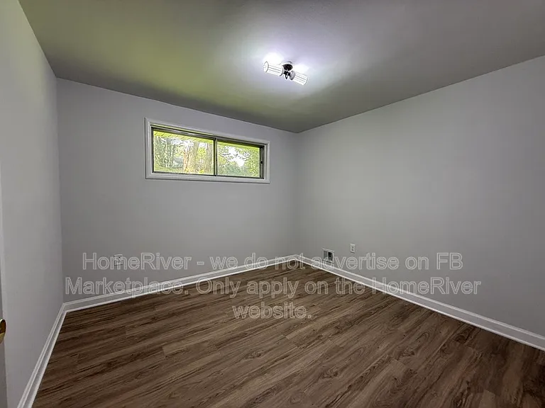 3611 Embassy Ln — Photo 7