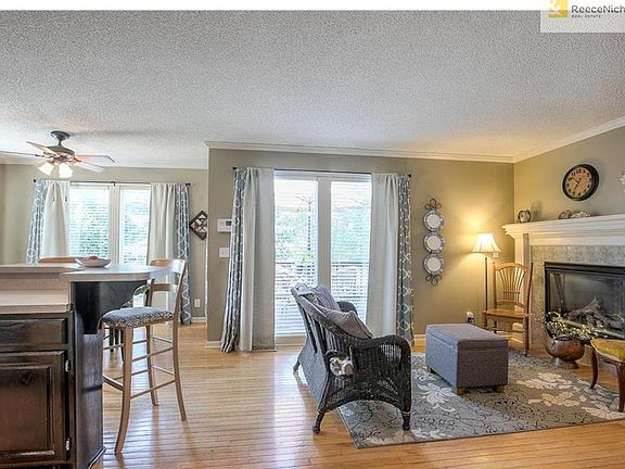 ISLAND AND HEARTH ROOM