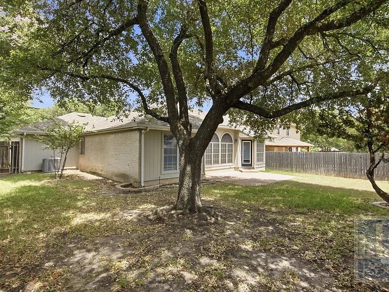 8507 Jilbur Dr — Photo 31