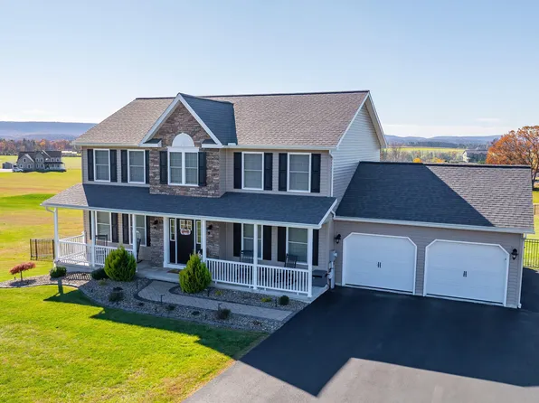 26 Highland Garden Dr, Berwick, PA 18603