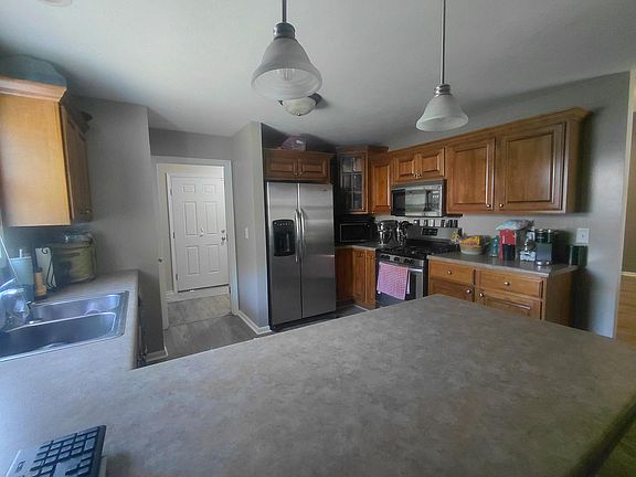 4th image of 237 Vulpine Dr