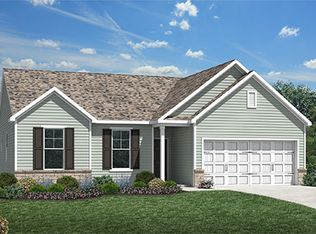 219 Woodland Sky Dr, Pataskala, OH 43062