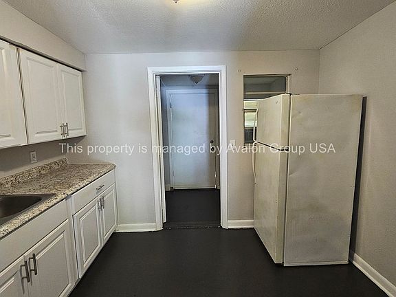 3rd image of 1850 Doyon Ct