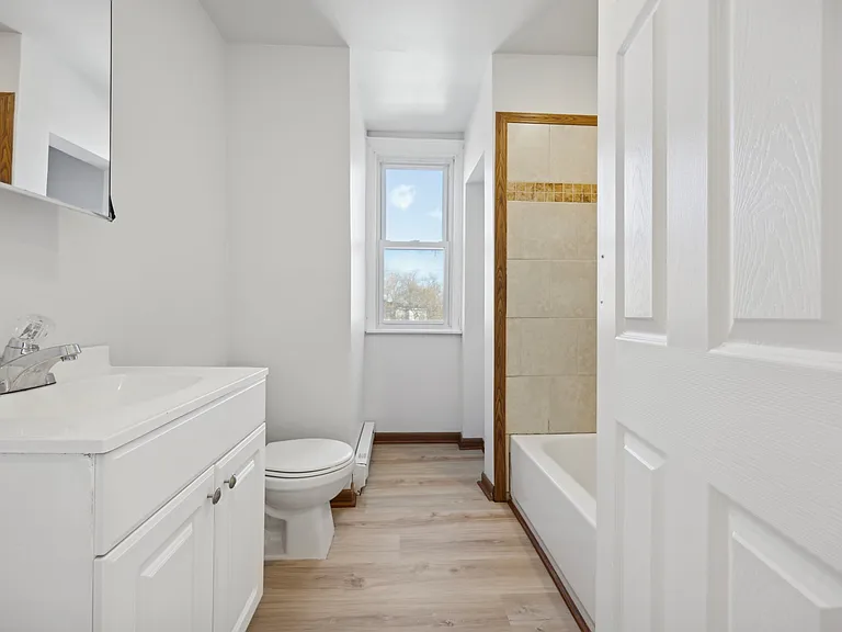 1873 E Tulpehocken St #2 — Photo 4