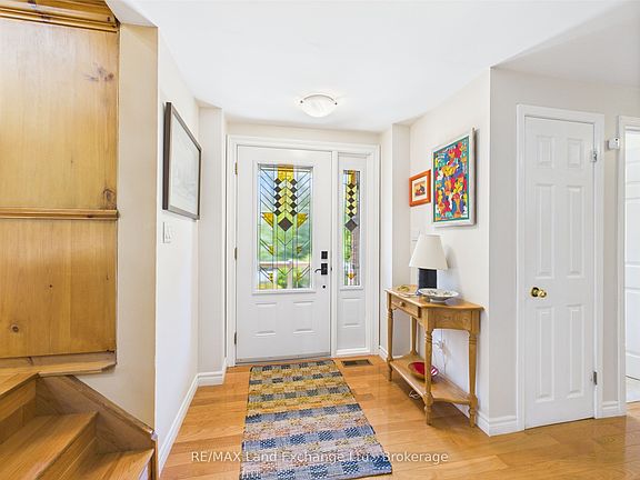 4th image of 40 Eastwood Cres