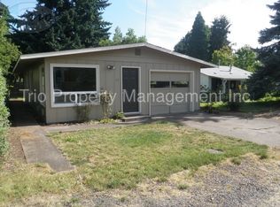 23 Azalea Dr, Eugene, OR 97404