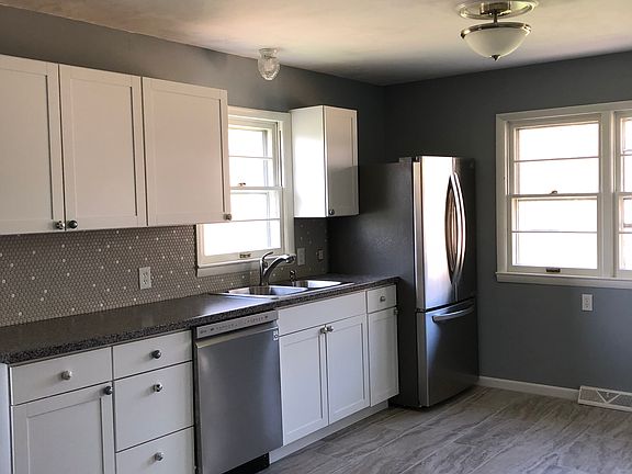 4th image of 6335 Sloan Ave