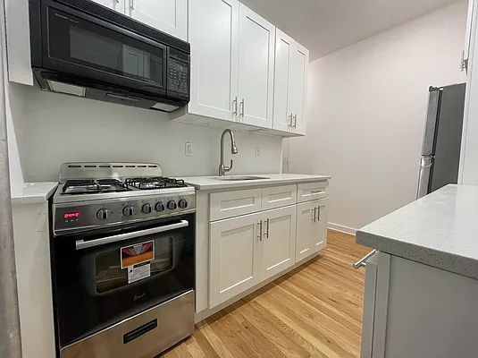 Rented by EXR | media 2