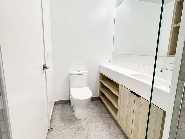 252 Church St #2112 — Photo 6