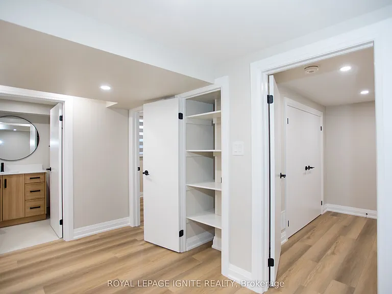 38 Parent Ave #BASEMENT — Photo 9