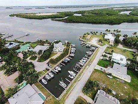 5 min. to ocean St Lucie Inlet
