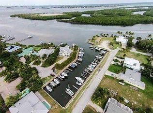 5695 SE Matousek St, Stuart, FL 34997