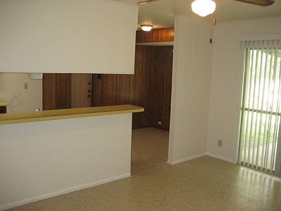 5th image of 4914 Pelican Ln