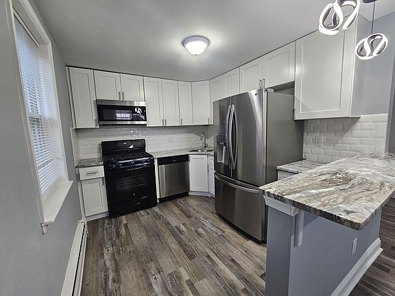 3rd image of 5905 Houghton St Floor 2