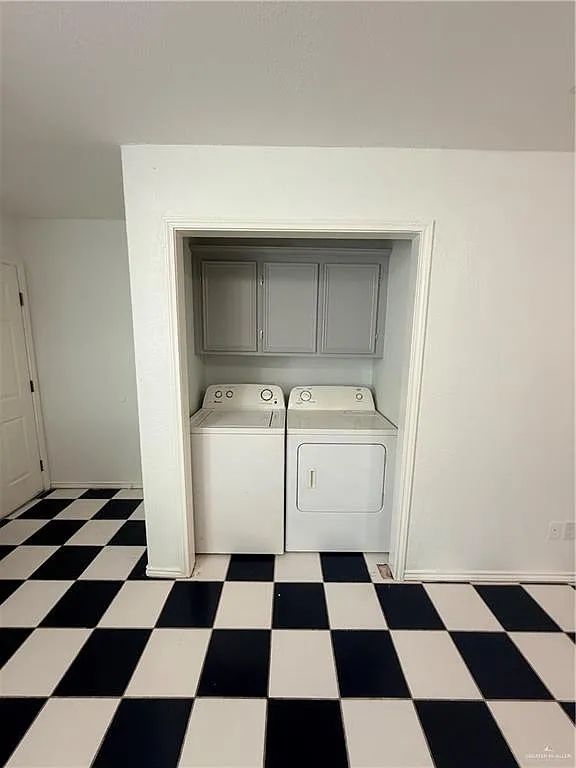 2 bed, 2.0 bath, 999 sqft, $875 — Photo 4