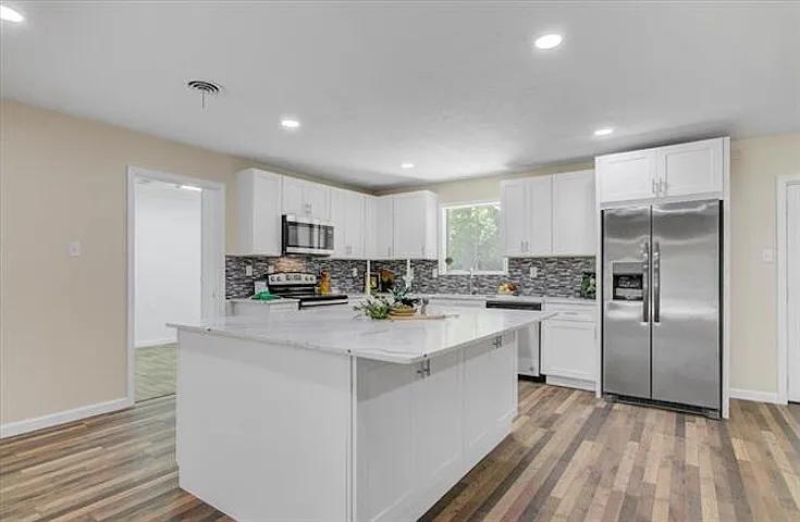 4327 McFarland Cir — Photo 12