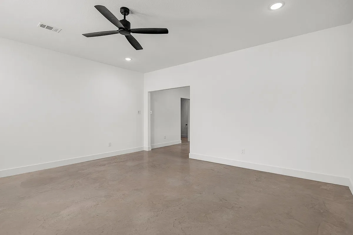 Building Photo - 3010 Alpha Wolf Ct