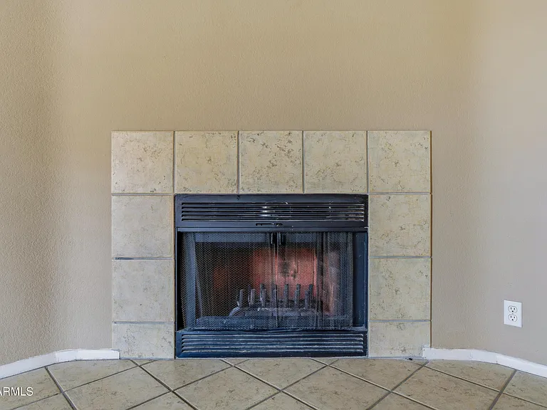 501 W Yukon Dr #4 — Photo 7