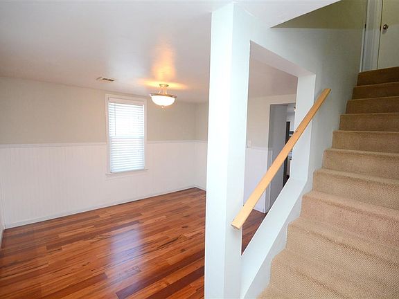 4th image of 406 High Point Ave