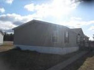 24 Aspen Ct, North Branch, MI 48461