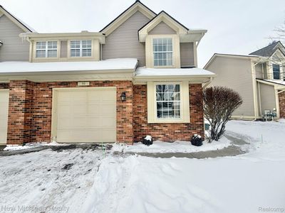 717 Whisperwood Trl, Fenton, MI, 48430