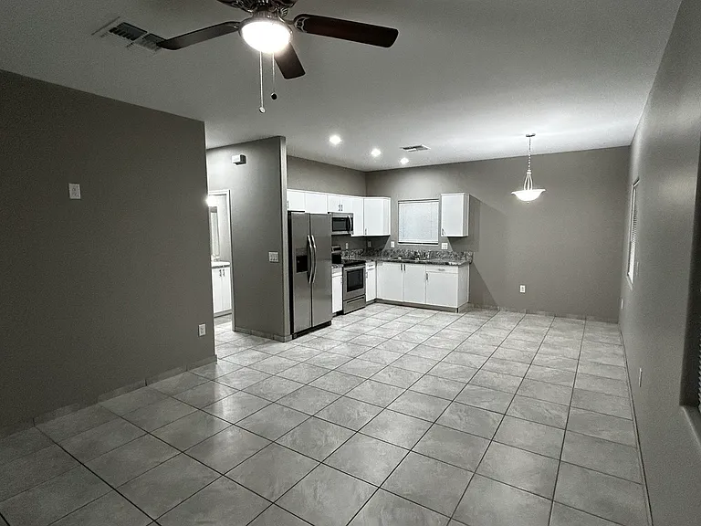 2531 S Park Ave #B — Photo 1