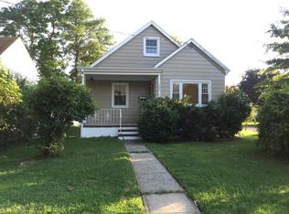 369 Hawthorne St, Keyport, NJ 07735