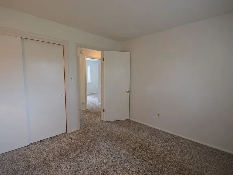 3106 Gomer Ave — Photo 10